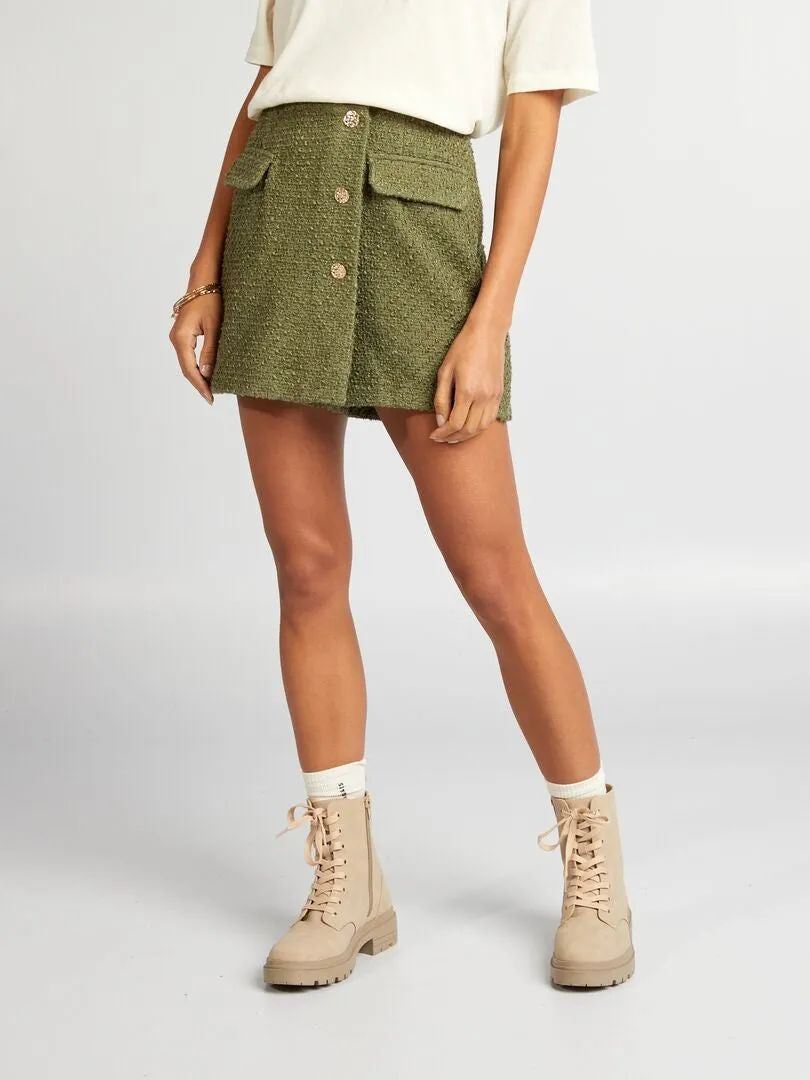 FALDA PANTALóN CON BOTONES DE PEDRERíA  VERDE