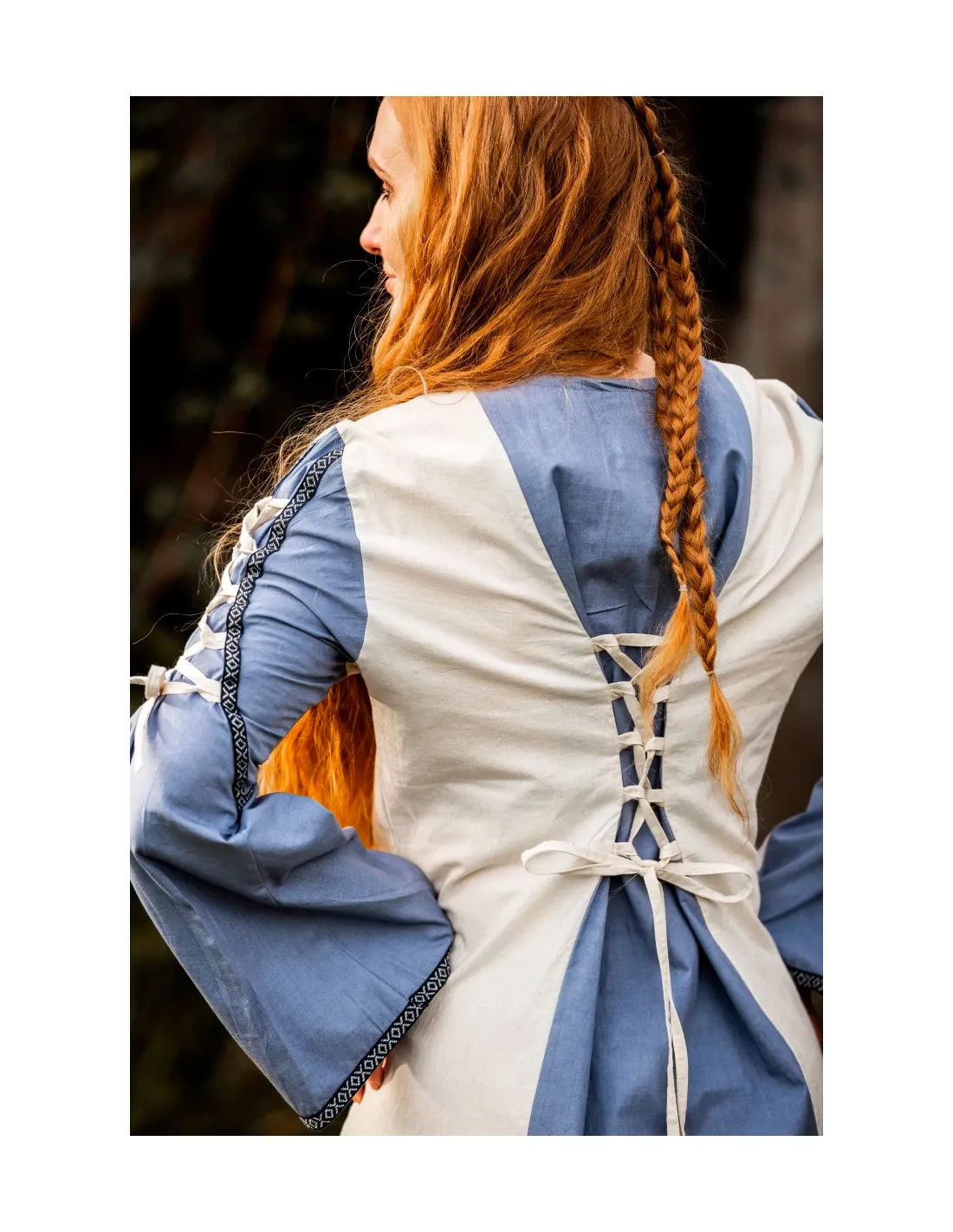 VESTIDO MEDIEVAL MODELO AMALIA, NATURALAZUL