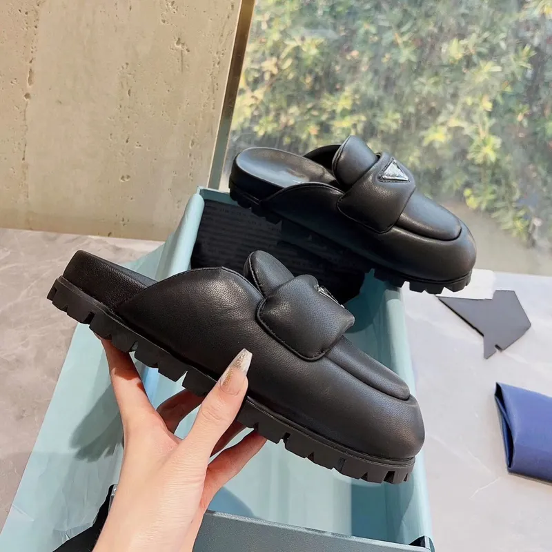 Zapatillas de diseño de cuero nappa suave acolchada sandalias de cuero de cuero femenino 100% reales piel de cuero de piel de ov
